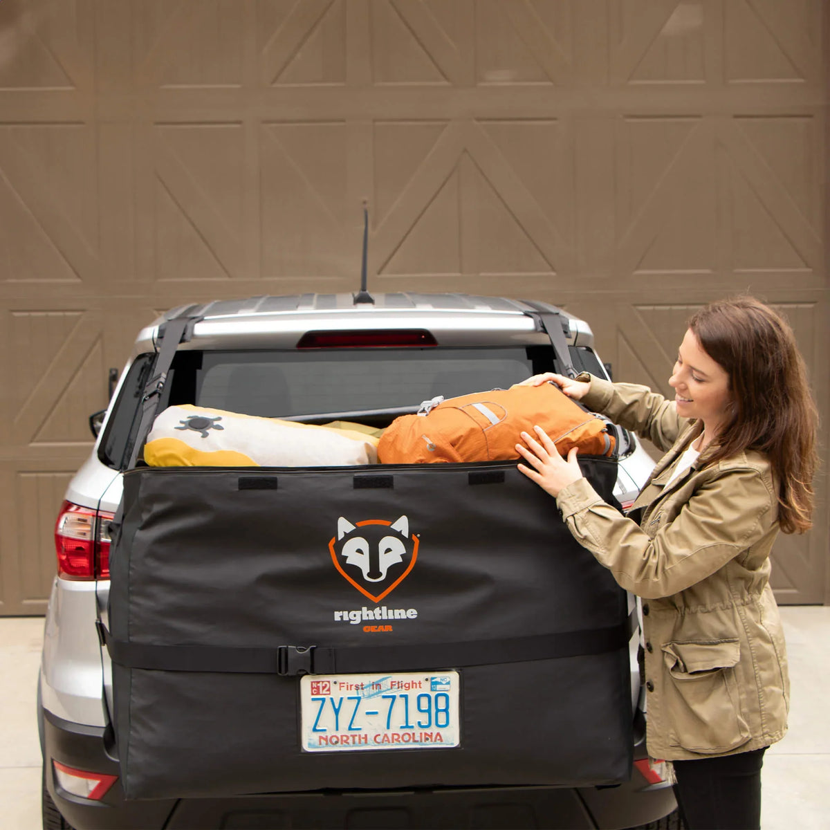 CAR BACK CARRIER
